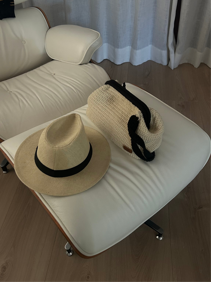 The duo VAC – Cream & Black