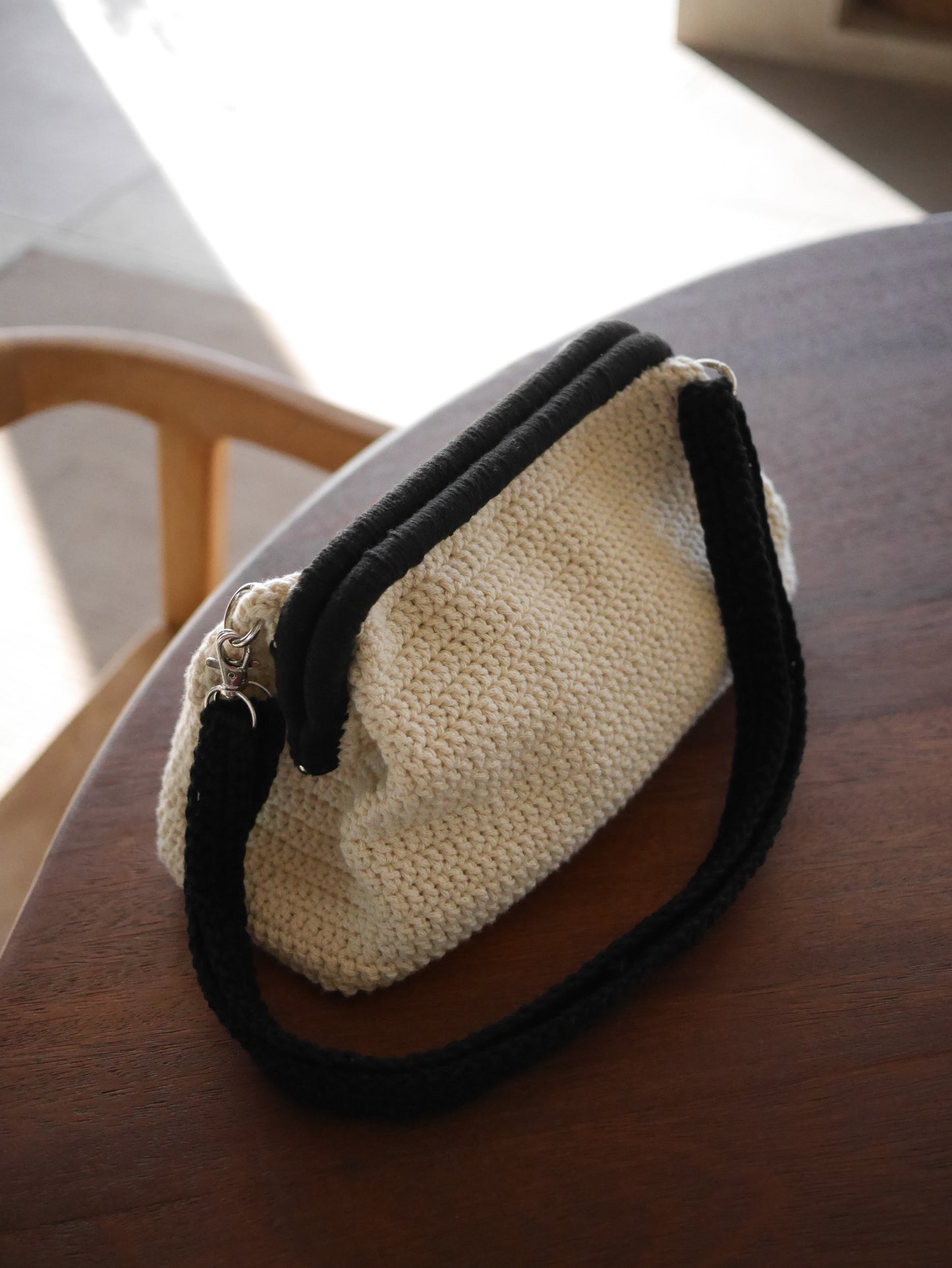 The duo VAC – Cream & Black